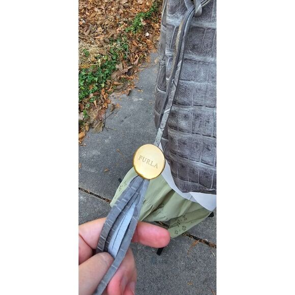 FURLA Croc Embossed Grey Genuine Leather Handbag Shoulderbag, Pre-owned - Picture 7 of 12